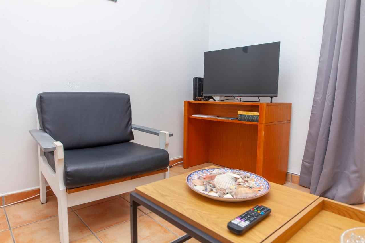 B18 - Village Street Apartment ラゴス エクステリア 写真